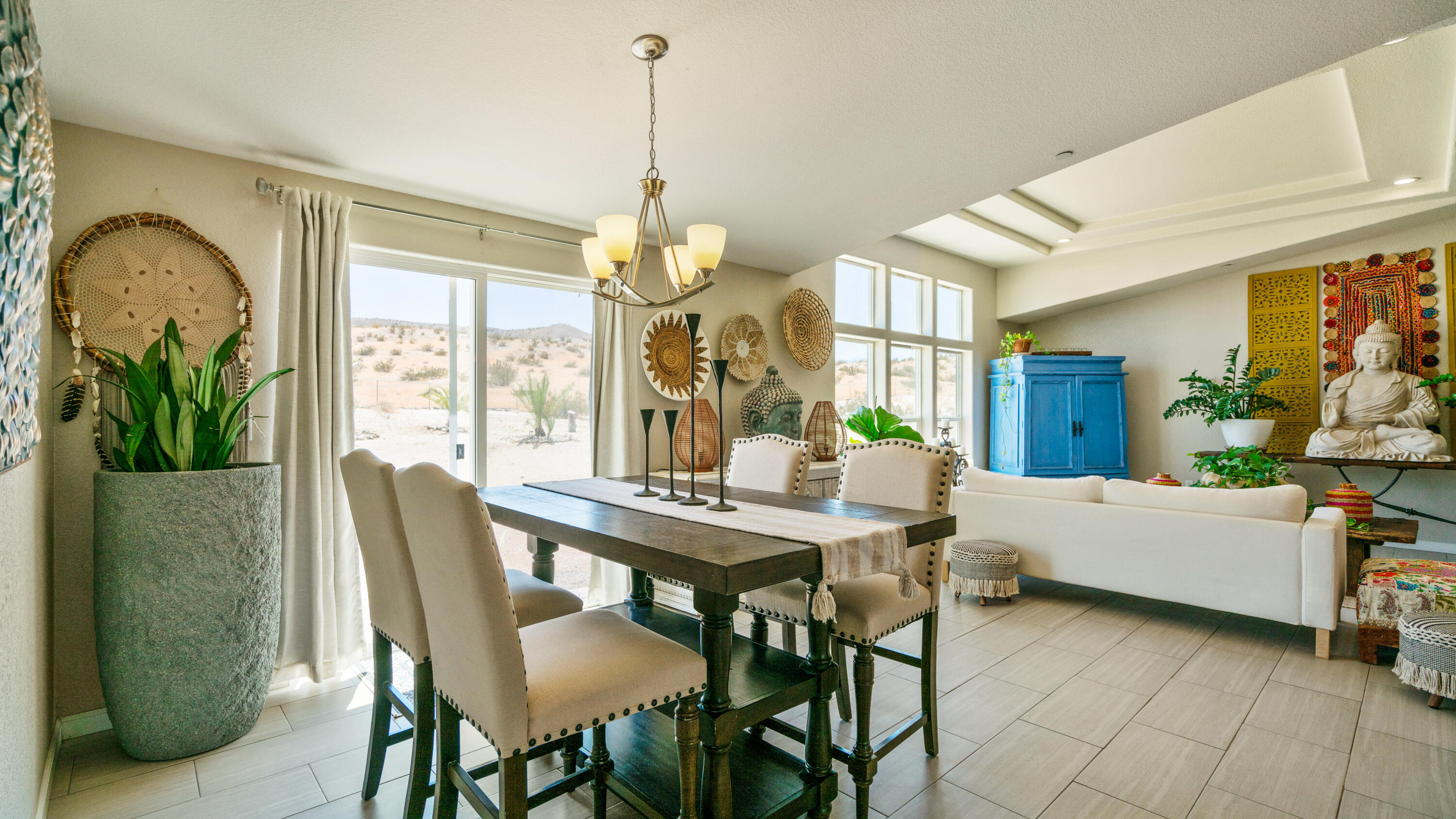 Desert Hot Springs, California 92241, United States, 4 Bedrooms Bedrooms, ,3 BathroomsBathrooms,Residential,Pending,46898