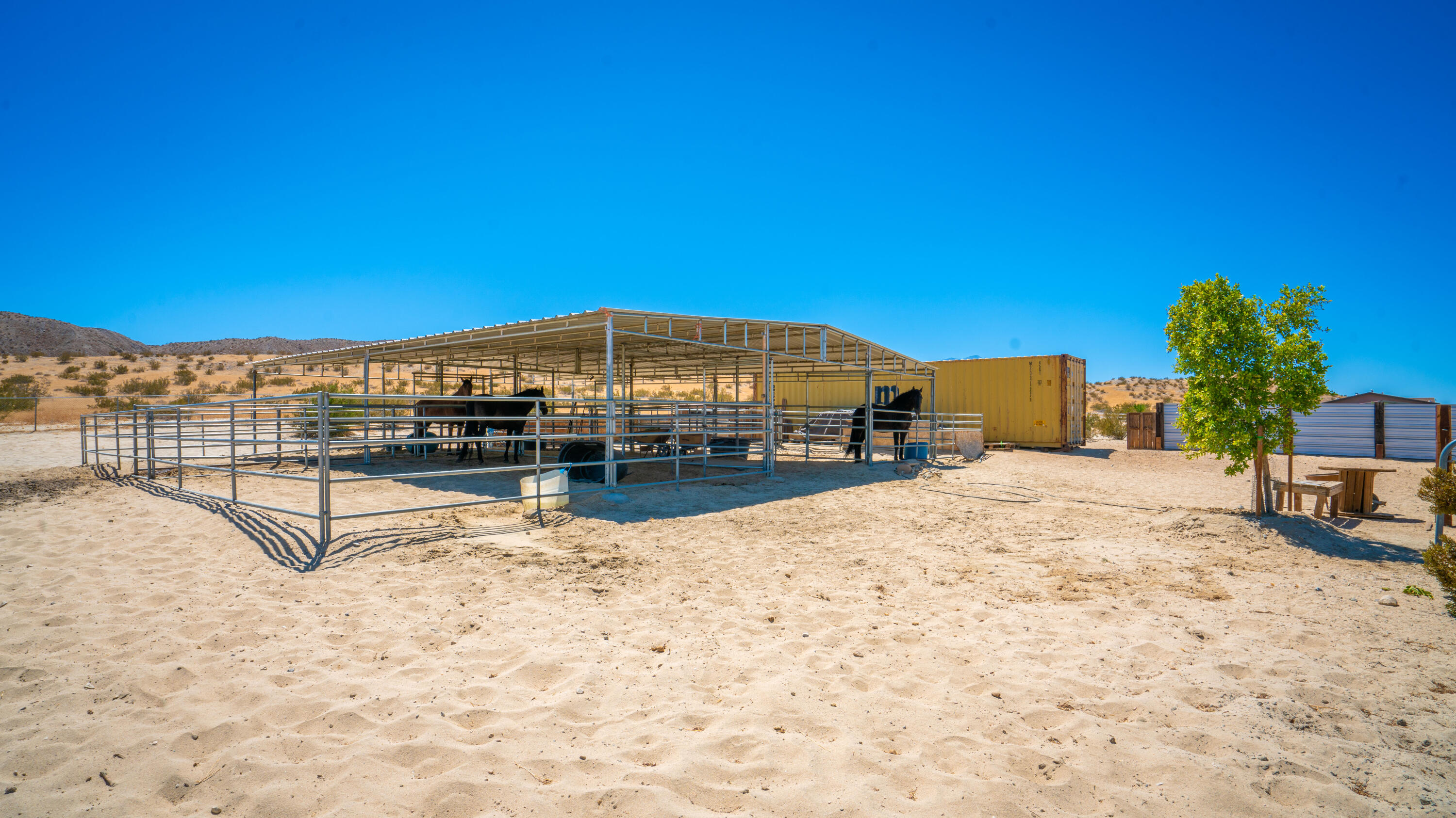 Desert Hot Springs, California 92241, United States, 4 Bedrooms Bedrooms, ,3 BathroomsBathrooms,Residential,Pending,46898