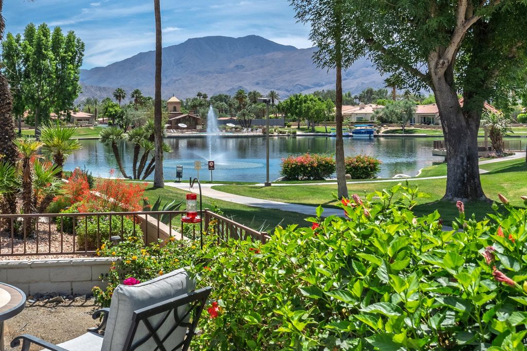 Photo of 48221 Calle Florista, La Quinta, CA 92253 (MLS # 219146756)
