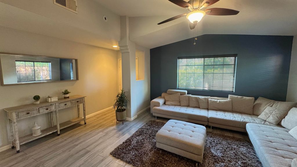 Photo of 51920 Avenida Carranza, La Quinta, CA 92253 (MLS # 219147089)