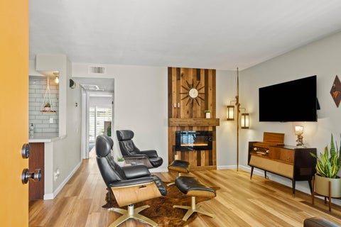 Featured picture for the property 219103179