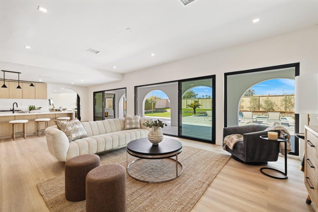 Photo of 80100 Vista Grande, La Quinta, CA 92253 (MLS # 219142356)