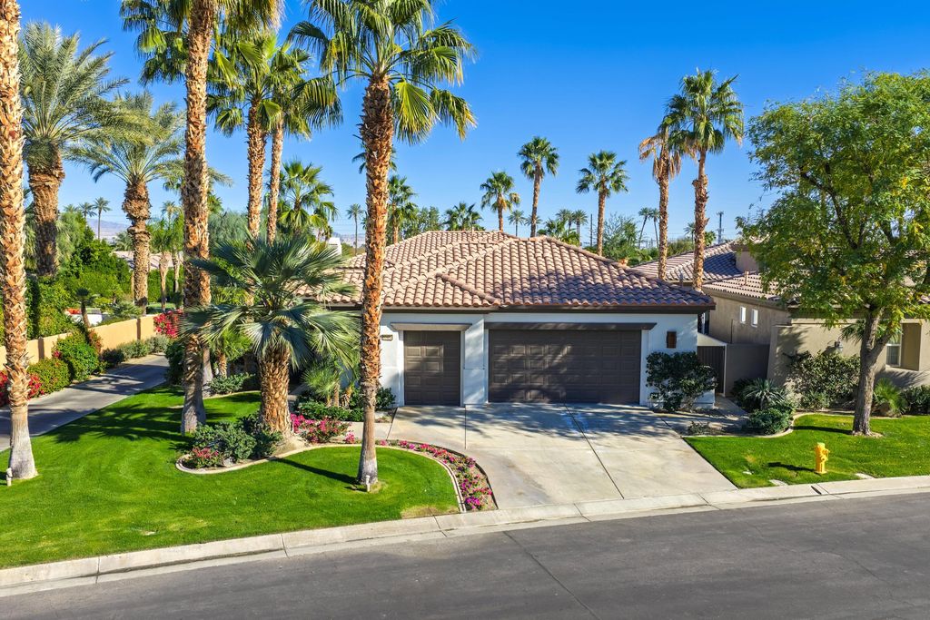 Photo of 57450 Black Diamond, La Quinta, CA 92253 (MLS # 219142332)