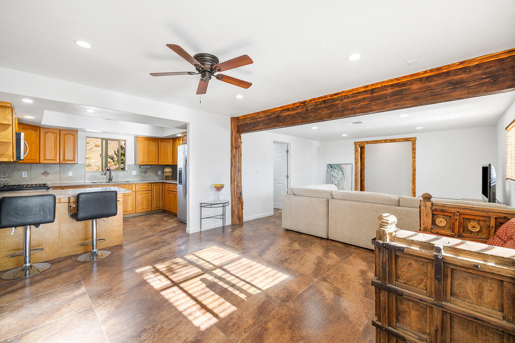 Desert Hot Springs, California 92241, United States, 5 Bedrooms Bedrooms, ,6 BathroomsBathrooms,Residential,Active,252