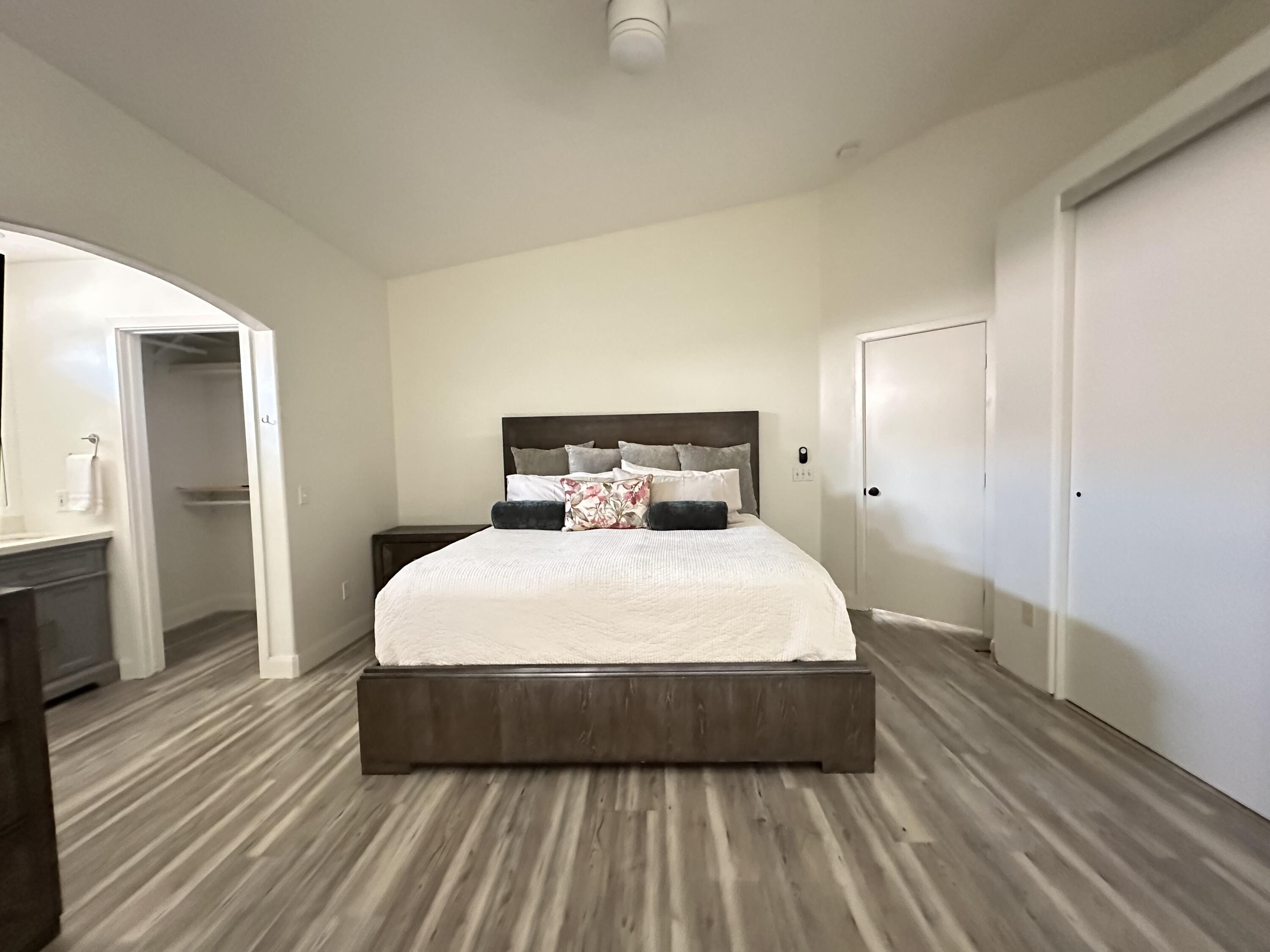 54445 Avenida Alvarado