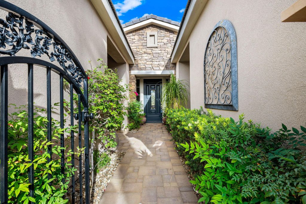 Photo of 81206 Barrel Cactus Road, La Quinta, CA 92253 (MLS # 219139029)