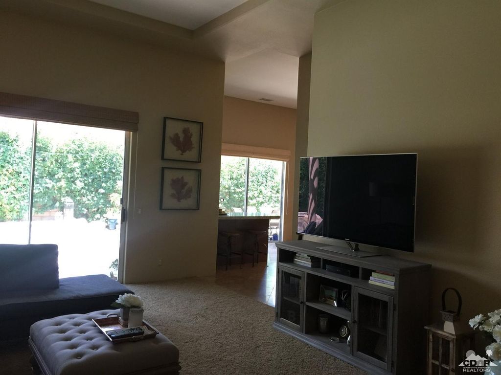 listing image 10992457986448999439