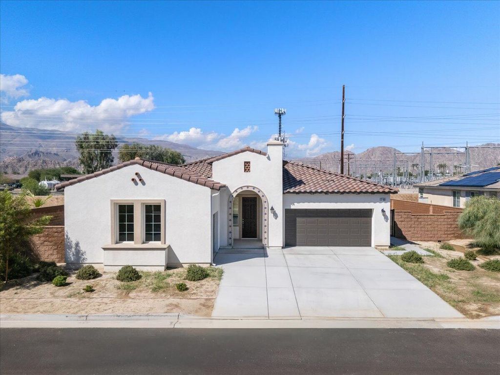 Photo of 57683 Cantata Drive, La Quinta, CA 92253 (MLS # 219135893)