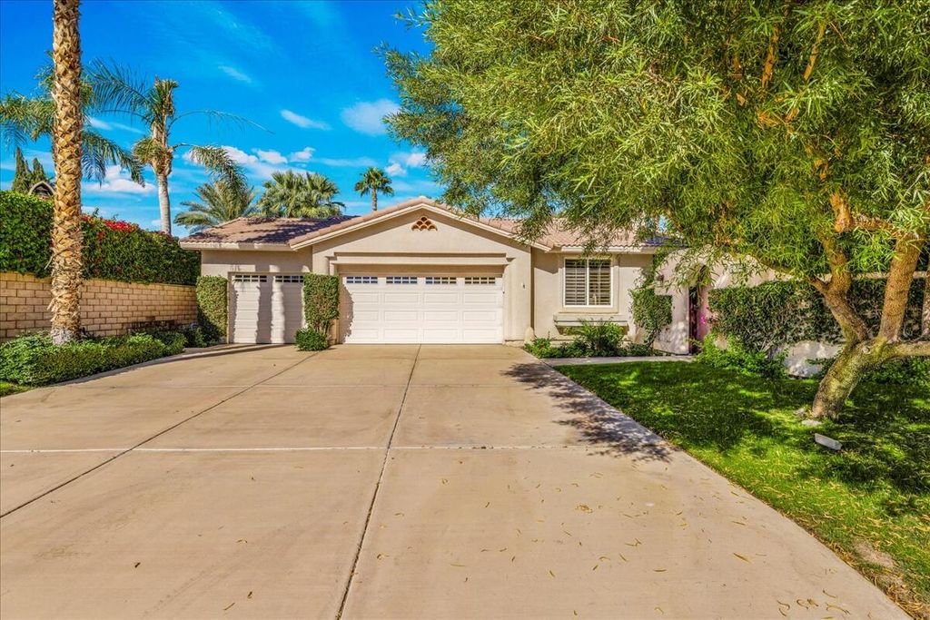 Photo of 78850 Via Ventana, La Quinta, CA 92253 (MLS # 219147164)