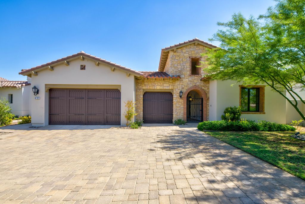 Photo of 81722 Andalusia, La Quinta, CA 92253 (MLS # 219133637)
