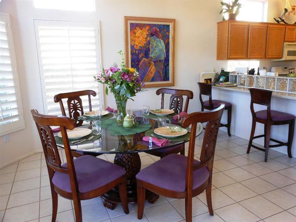 listing image 10997651763679605562
