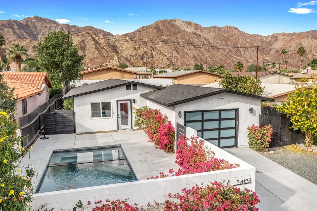 Photo of 54125 Avenida Ramirez, La Quinta, CA 92253 (MLS # 219133933)