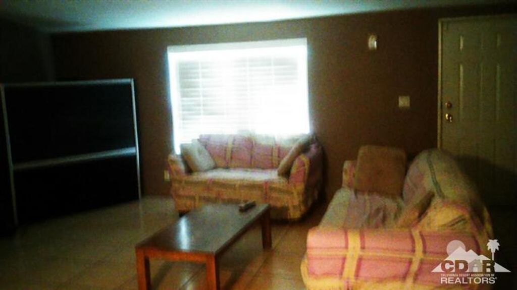 listing image 10990693777911822072