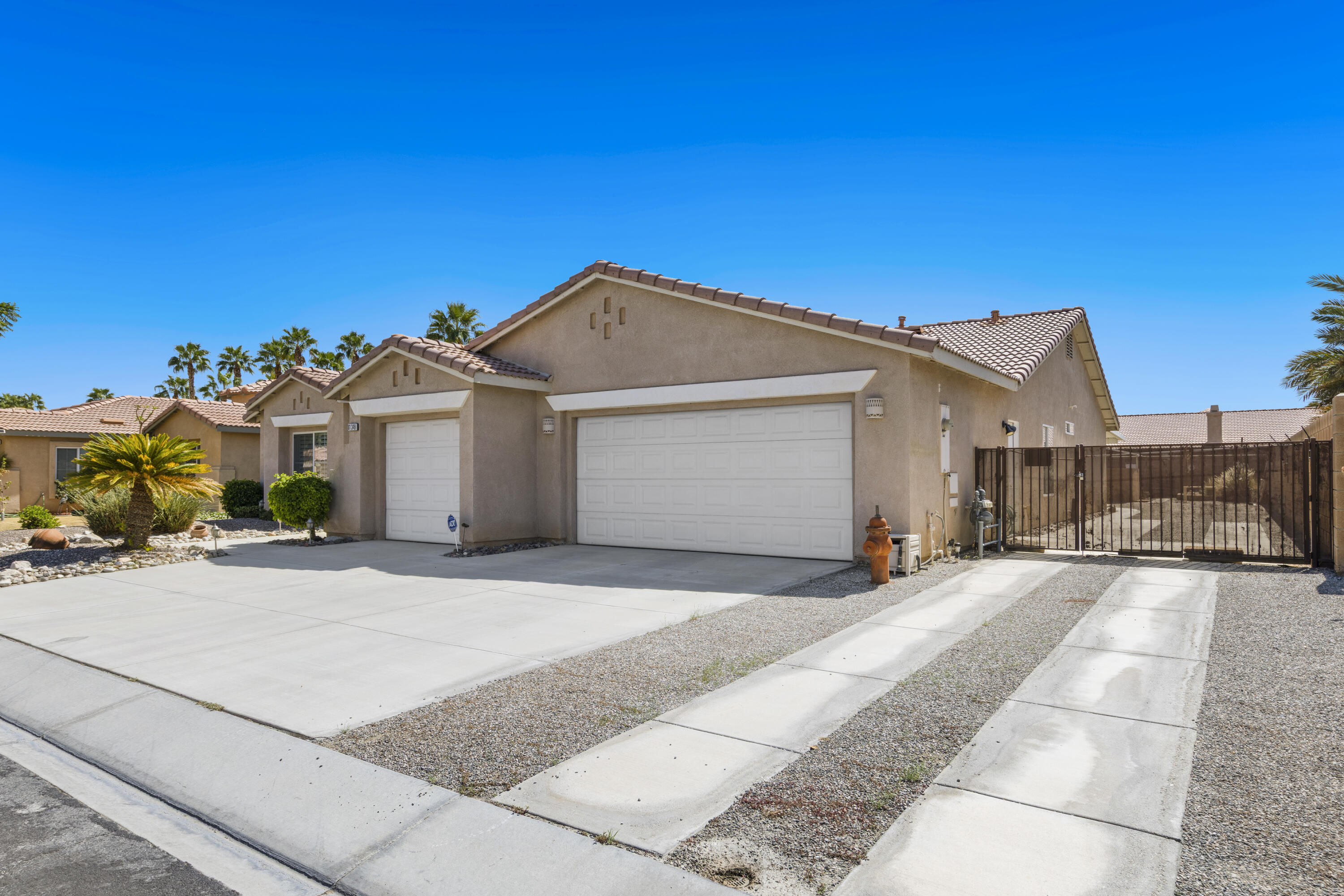 Indio, California 92201, United States, 4 Bedrooms Bedrooms, ,3 BathroomsBathrooms,Residential,Active,218515 Indio, California 92201, United States, 4 Bedrooms Bedrooms, ,3 BathroomsBathrooms,Residential,Active,218515