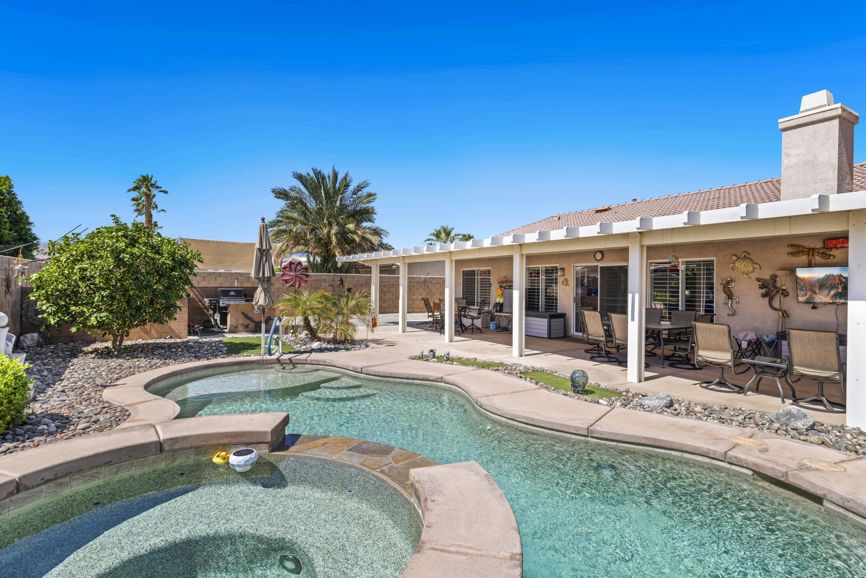 Indio, California 92201, United States, 4 Bedrooms Bedrooms, ,3 BathroomsBathrooms,Residential,Active,218515