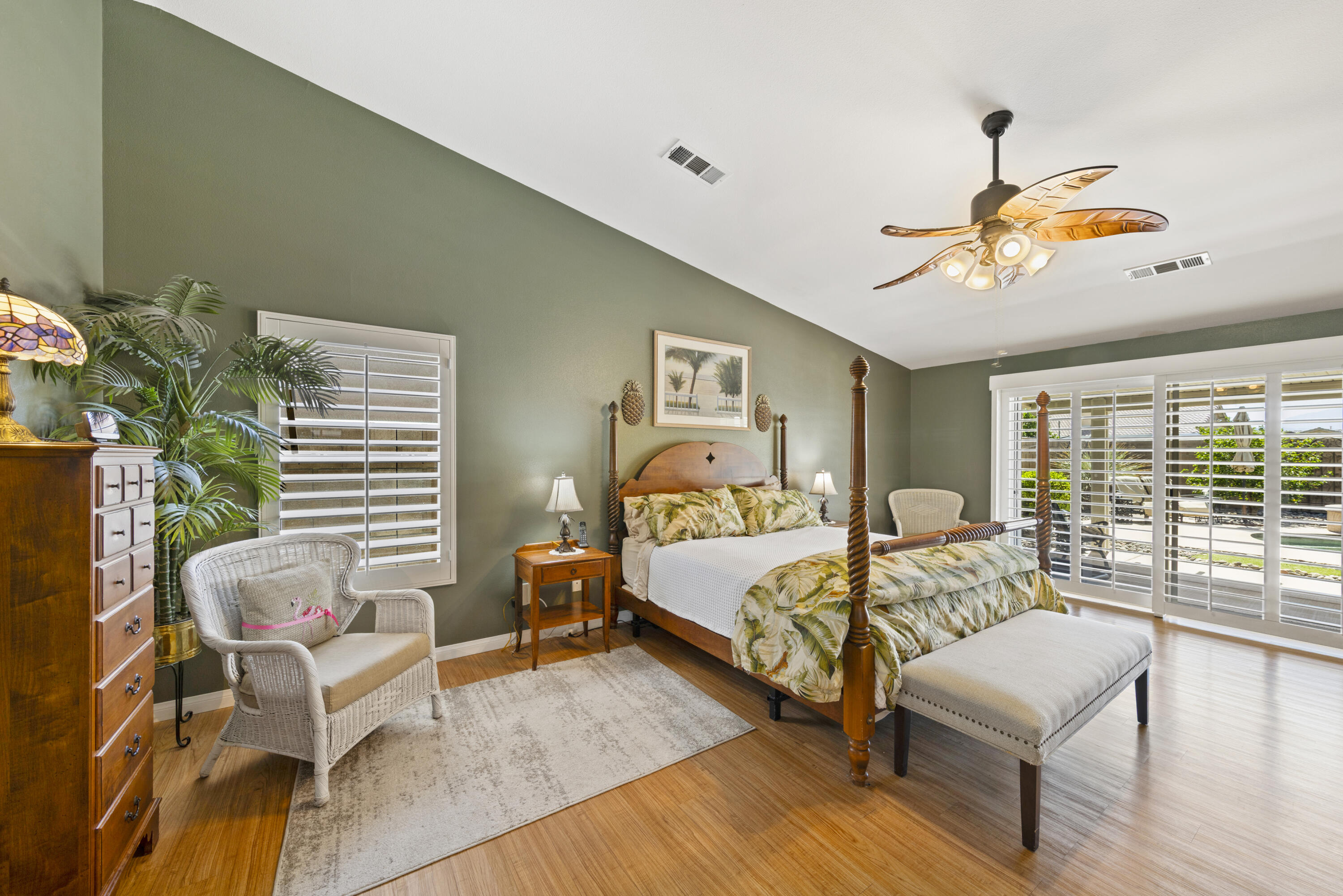 Indio, California 92201, United States, 4 Bedrooms Bedrooms, ,3 BathroomsBathrooms,Residential,Active,218515