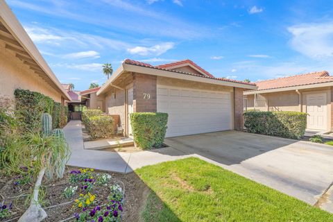 Photo of 79 Camino Arroyo Pl N, Palm Desert, CA 92260 (MLS # 219144352)