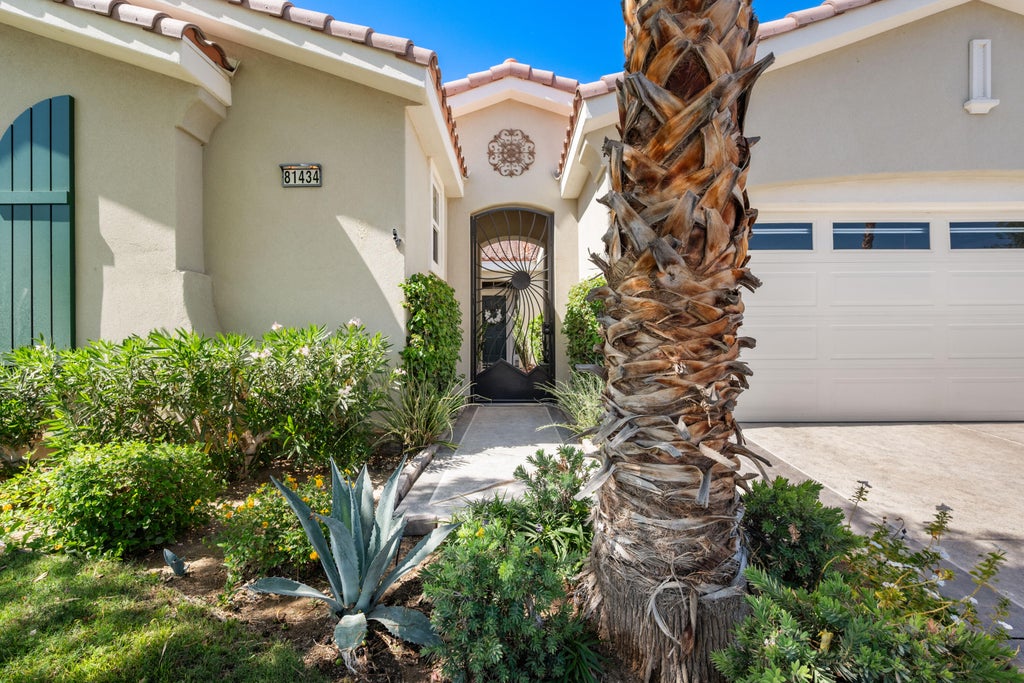 Photo of 81434 Joshua Tree Court, La Quinta, CA 92253 (MLS # 219148857)