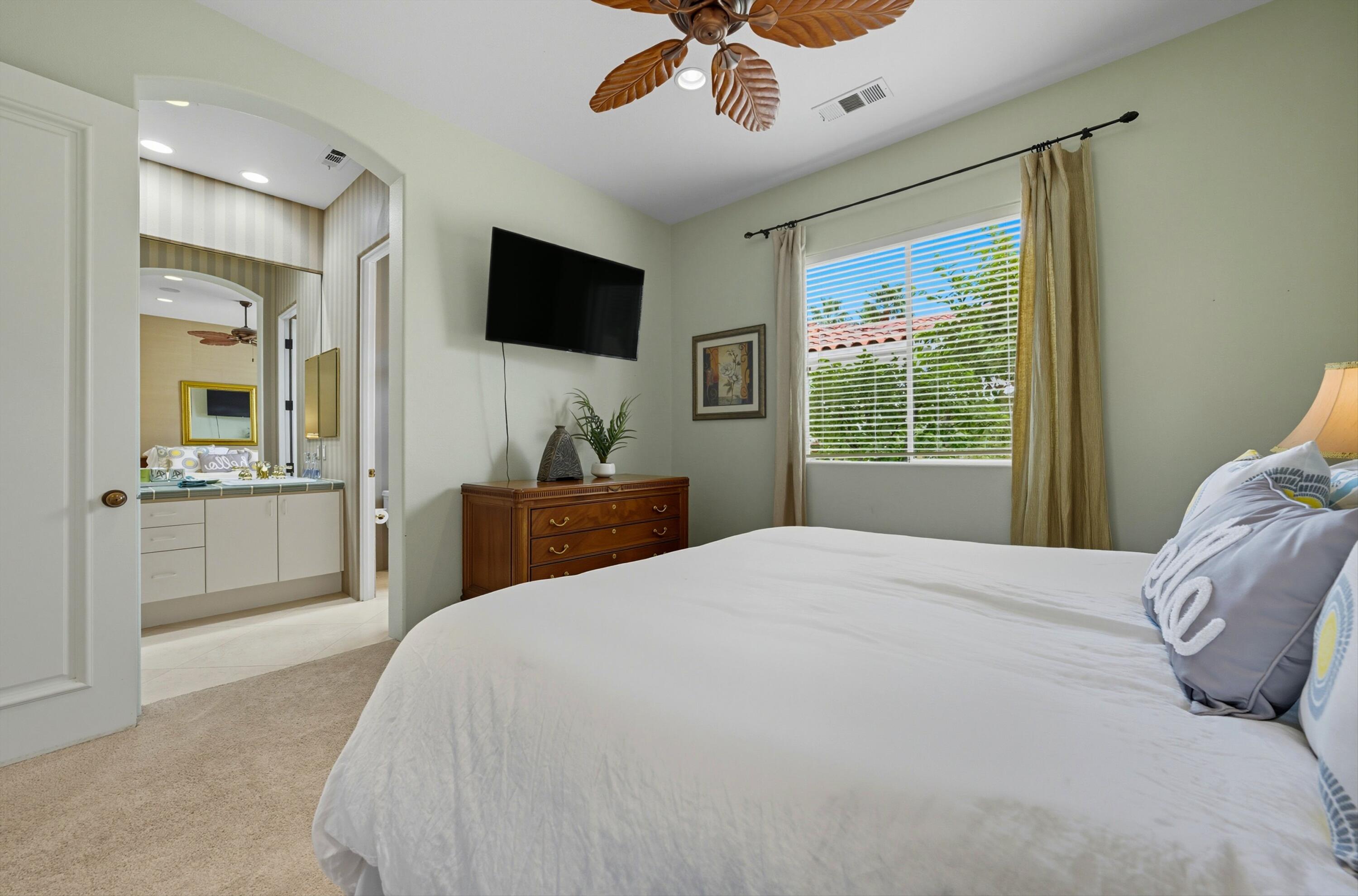 La Quinta, California 92253, United States, 4 Bedrooms Bedrooms, ,3 BathroomsBathrooms,Residential,Active,228950