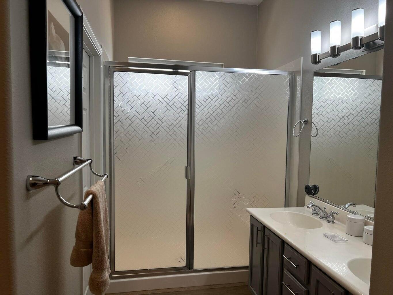 Indio, California 92201, United States, 2 Bedrooms Bedrooms, ,2 BathroomsBathrooms,Residential,Active,241415