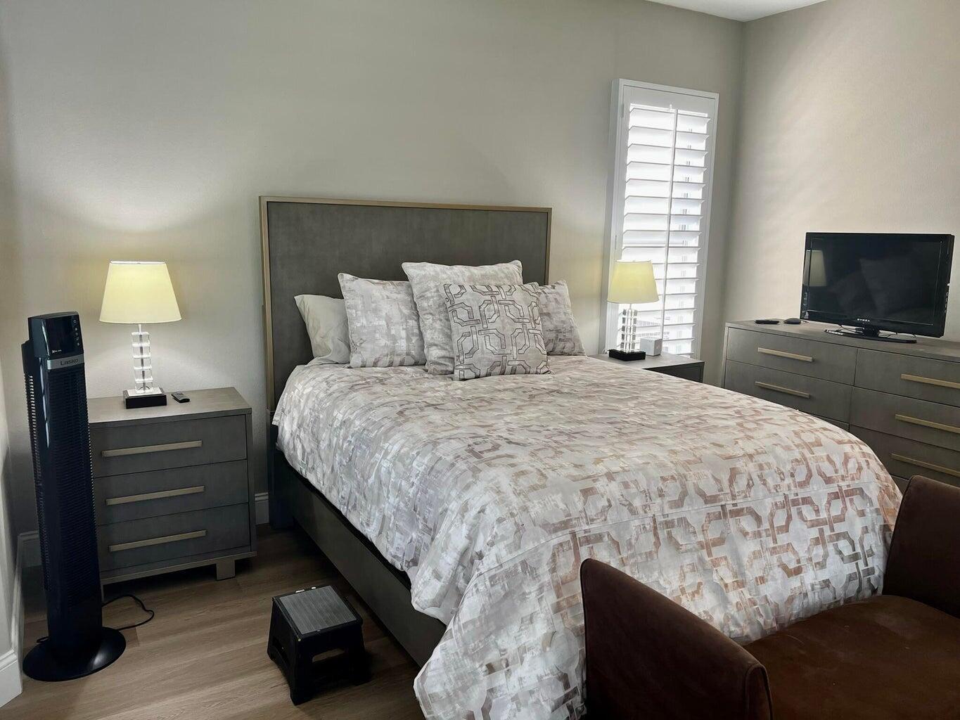 Indio, California 92201, United States, 2 Bedrooms Bedrooms, ,2 BathroomsBathrooms,Residential,Active,241415