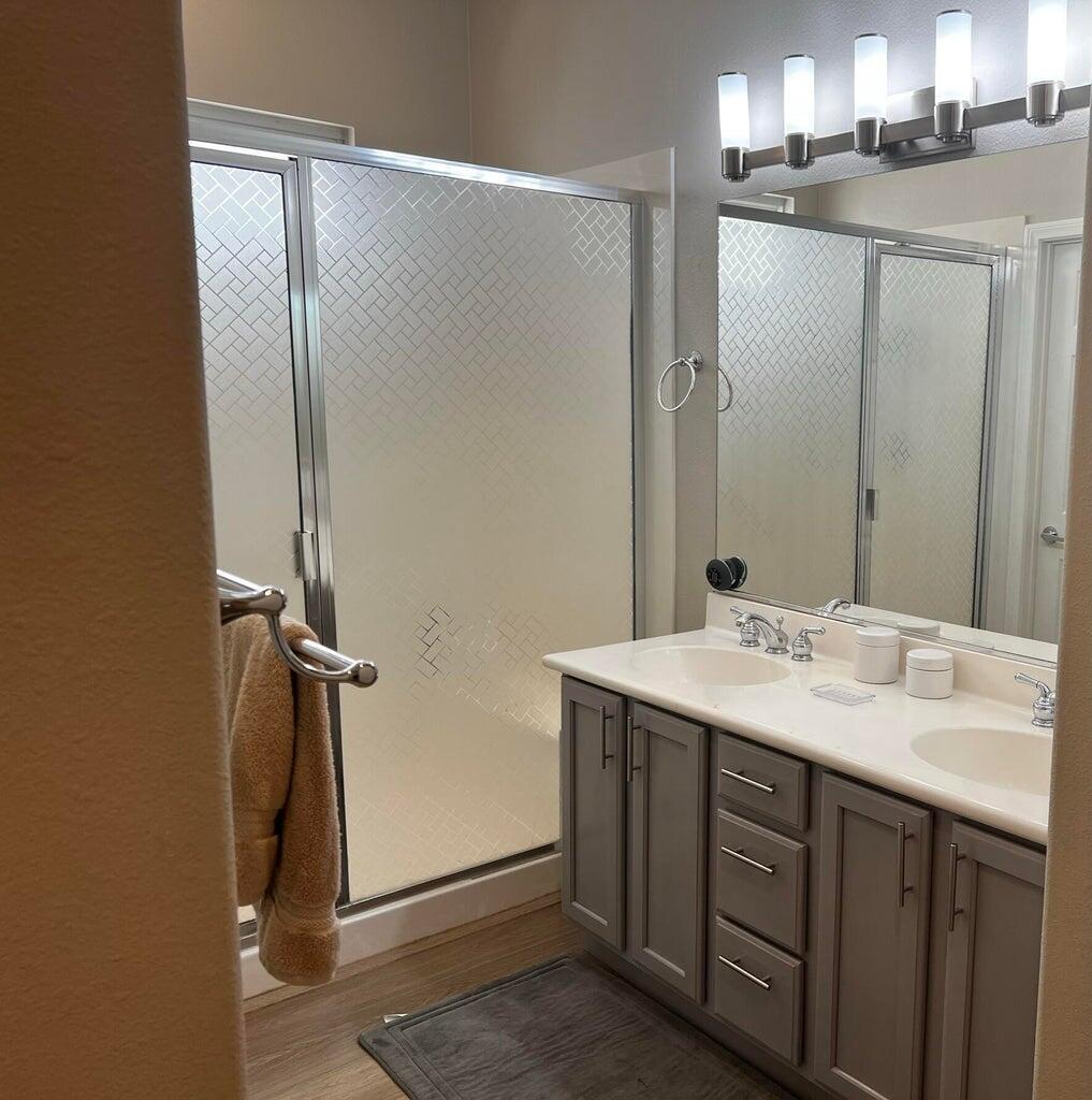 Indio, California 92201, United States, 2 Bedrooms Bedrooms, ,2 BathroomsBathrooms,Residential,Active,241415