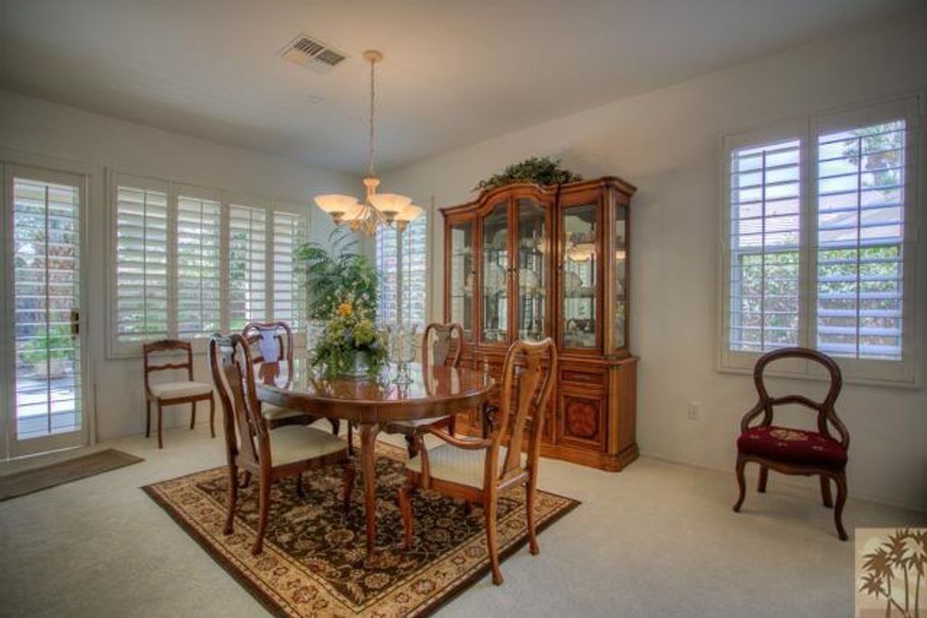 listing image 10995328498074665733