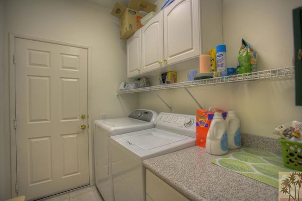 listing image 10998241655959080981