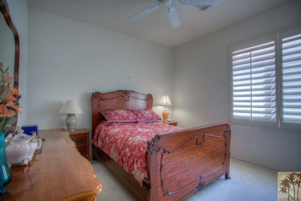 listing image 10997125414746542366