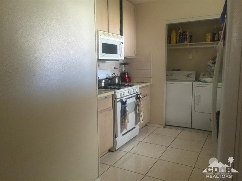 listing image 10995676167533592194