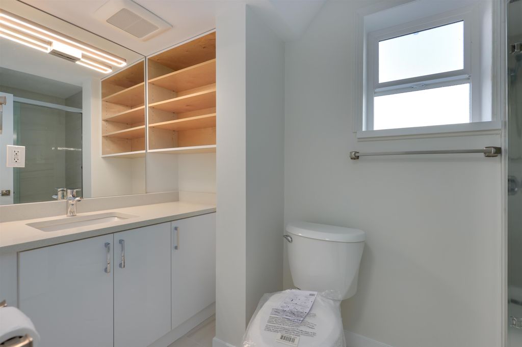 listing image 1107481764525952729