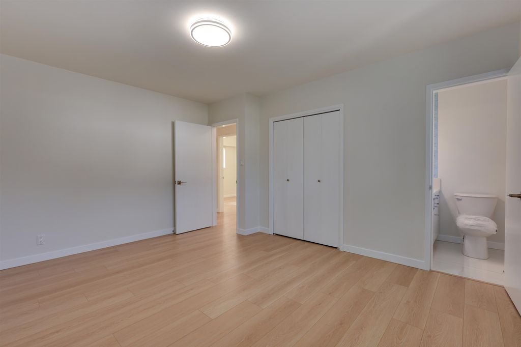 listing image 1106078797228056714