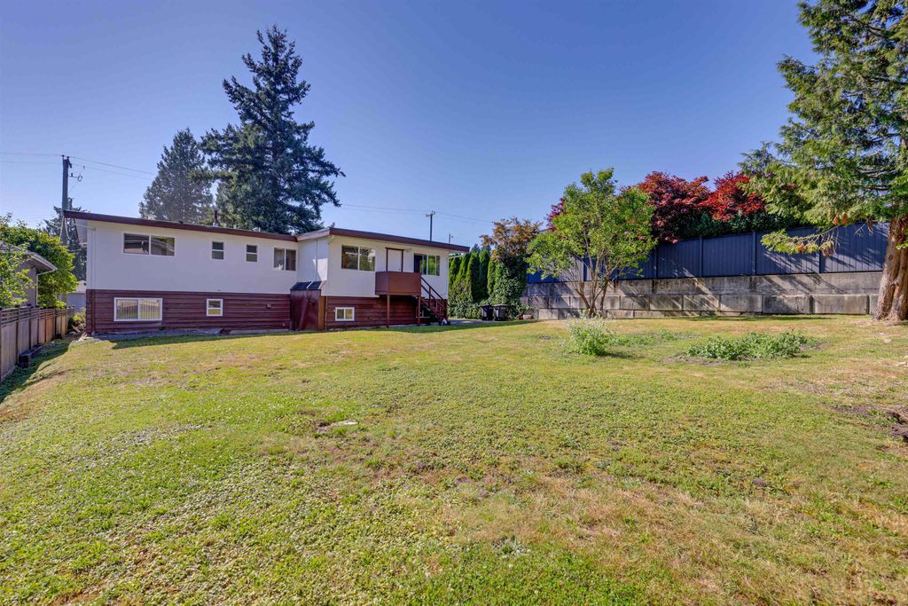 listing image 1105142739377596615