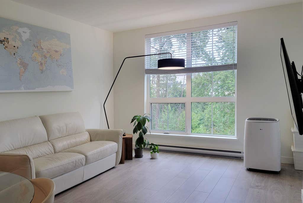 Photo of 8379 201 Street #403, Langley, BC V2Y 3S6 (MLS # R3144886)