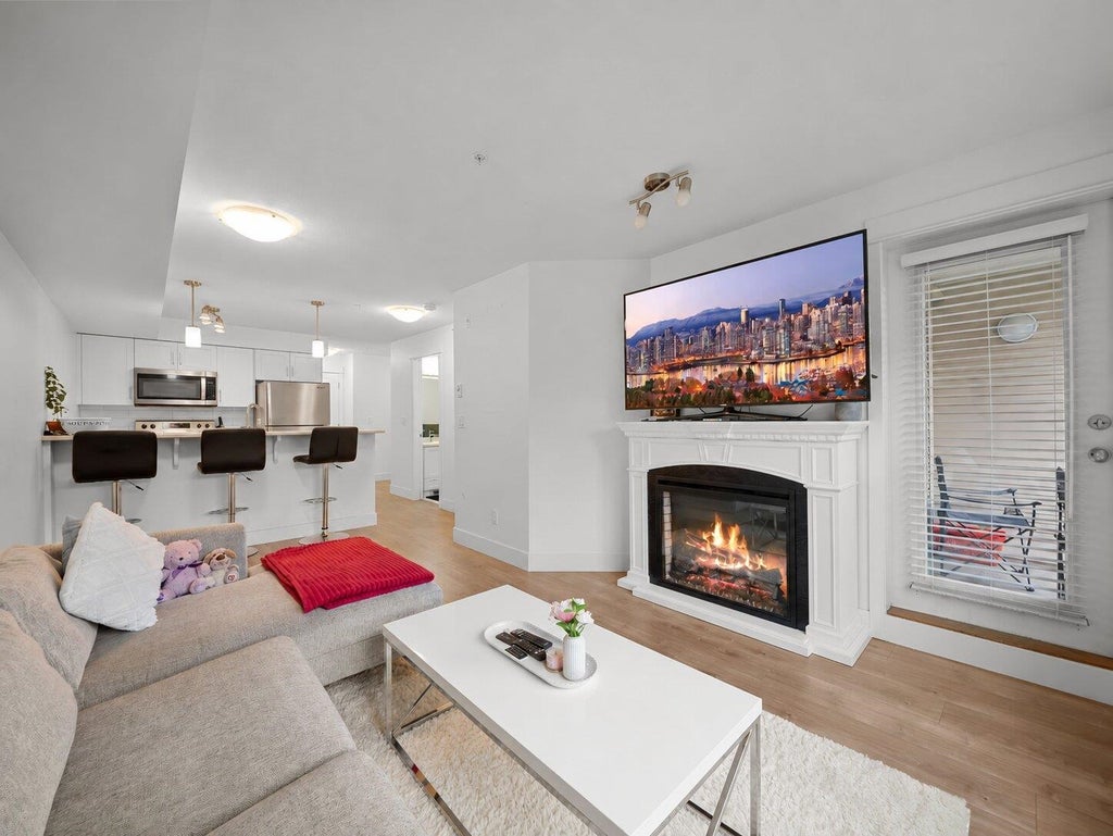 Photo of 30515 Cardinal Avenue #213, Abbotsford, BC V2T 0A8 (MLS # R3174510)