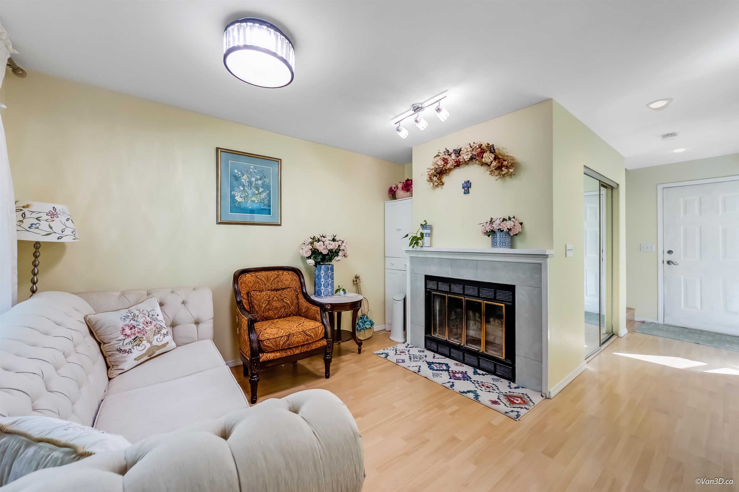 2736 Atlin Place 22