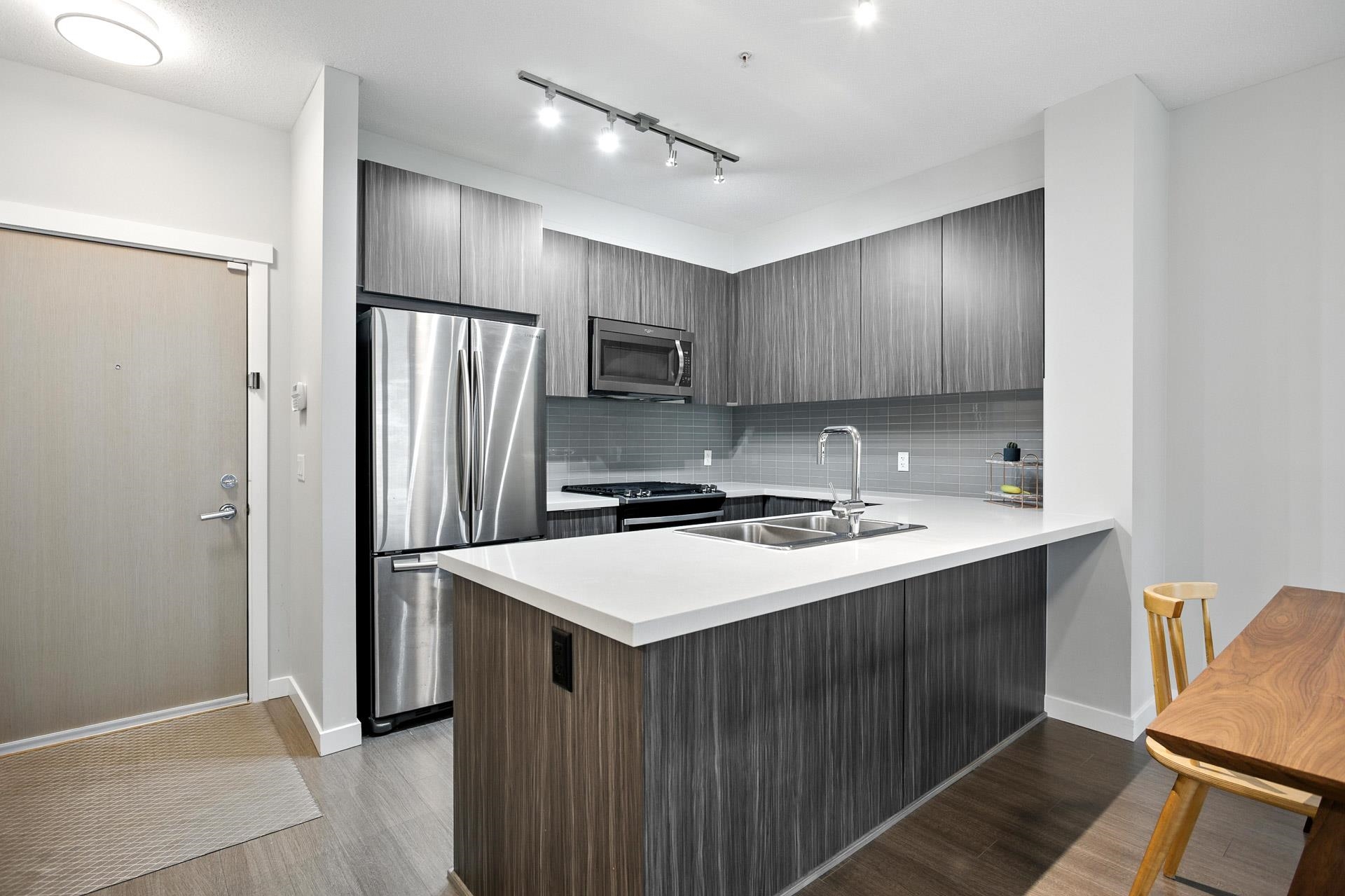 607 Cottonwood Avenue 104