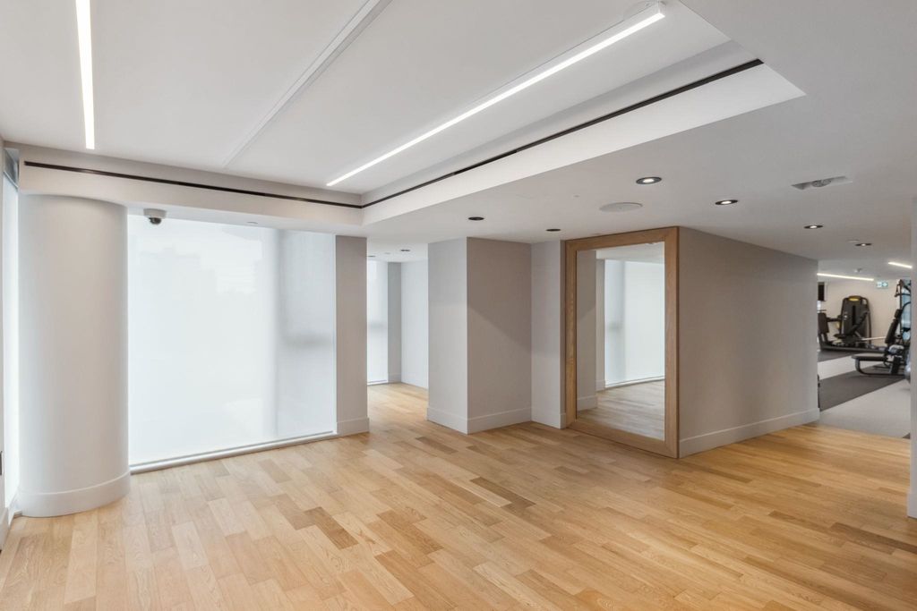 listing image 1106536219571465634