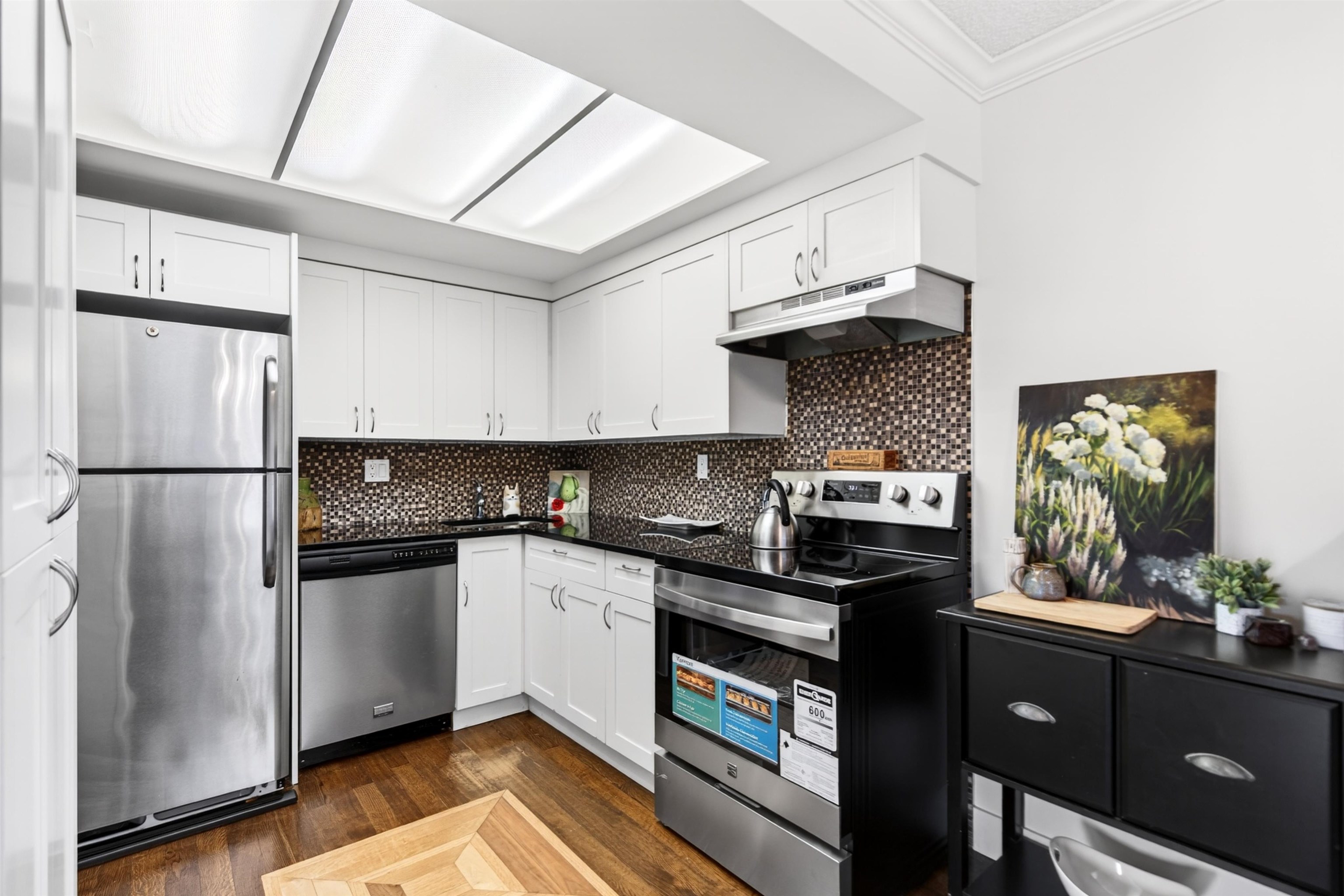 11957 223 Street 208