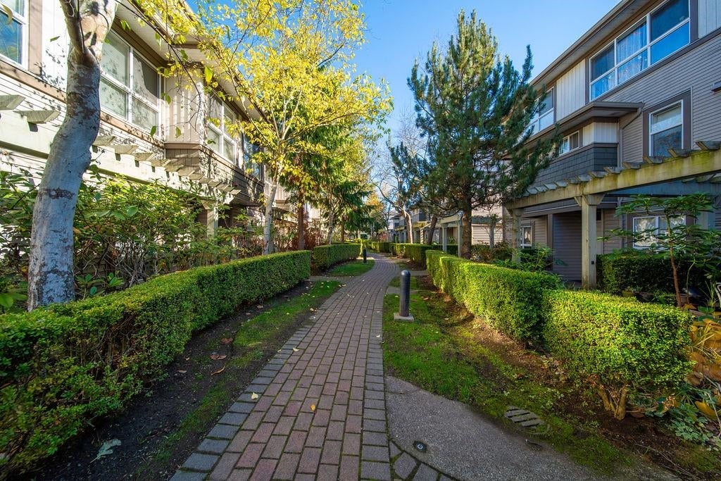 Photo of 15353 100 Avenue #39, Surrey, BC V3R 3S6 (MLS # R3177706)