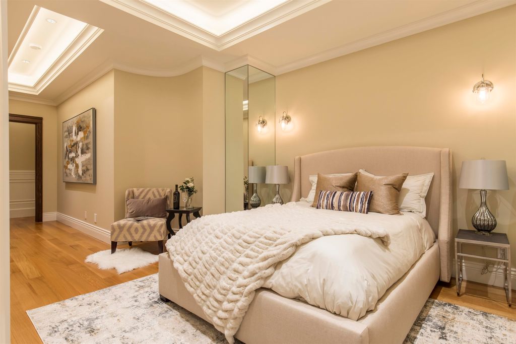 listing image 1107583295323985851