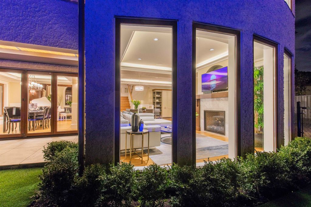 listing image 1102615051104334720