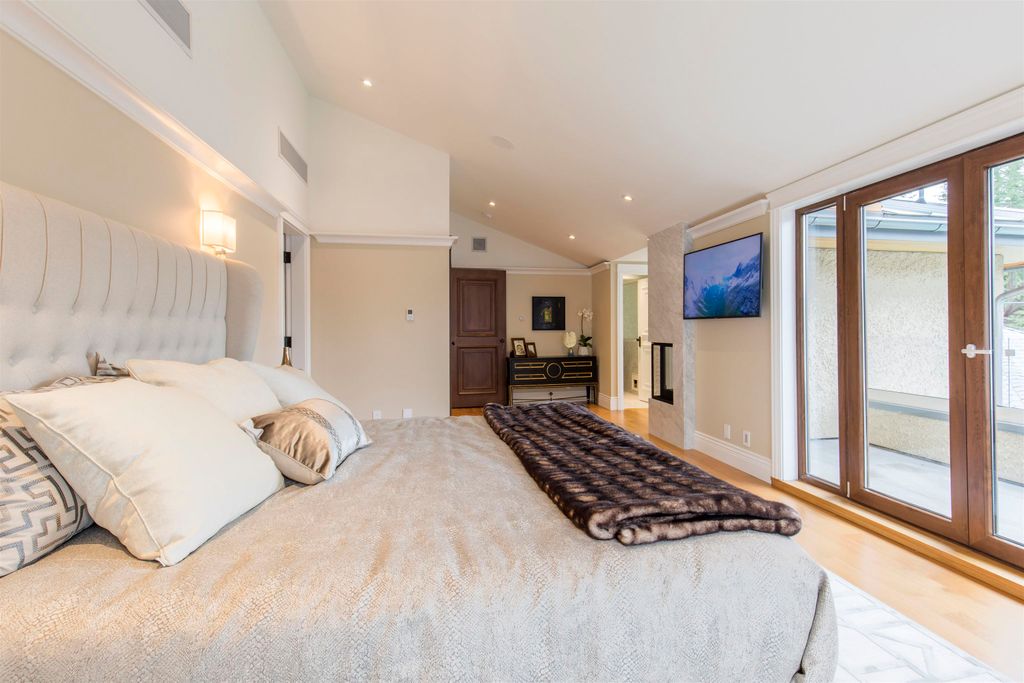 listing image 1109383439116678159