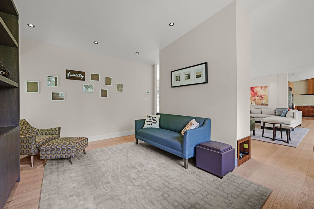 listing image 1103586173536618737