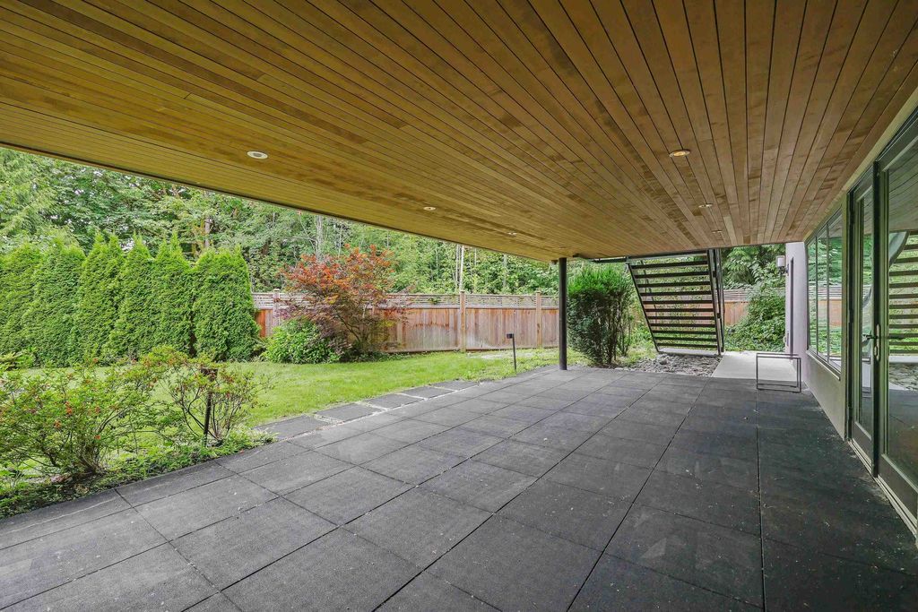 listing image 1106726453010556673