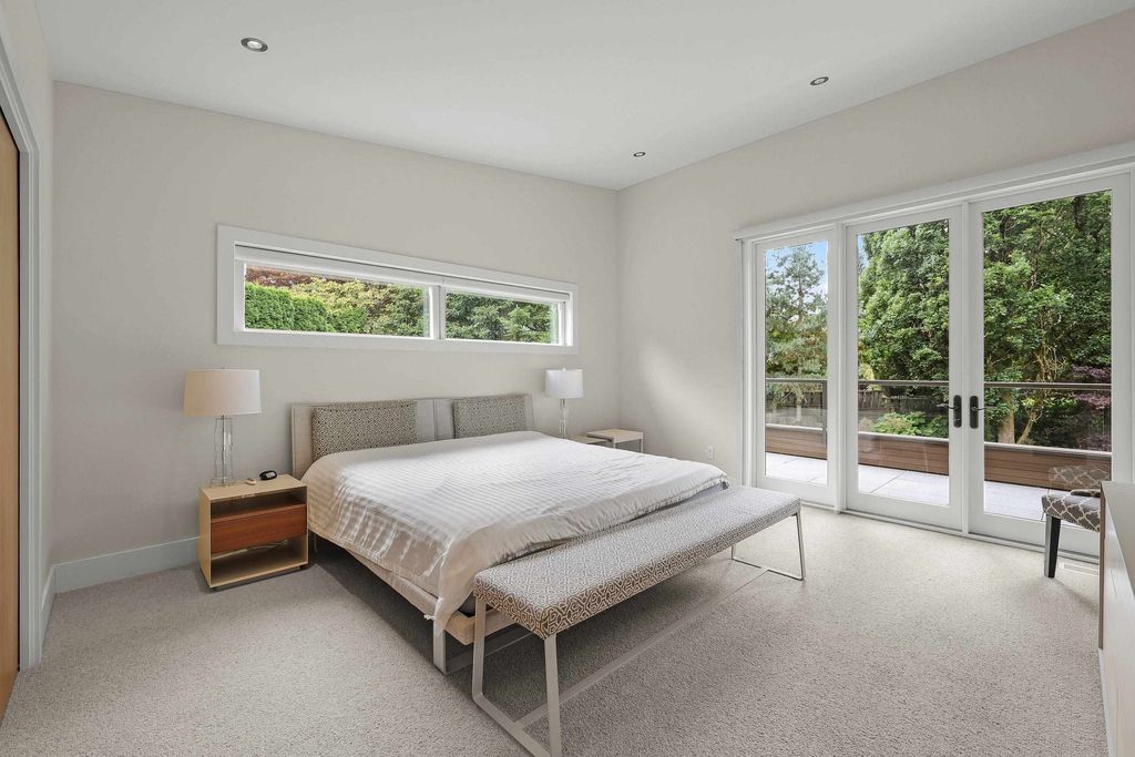 listing image 1104459875052396849