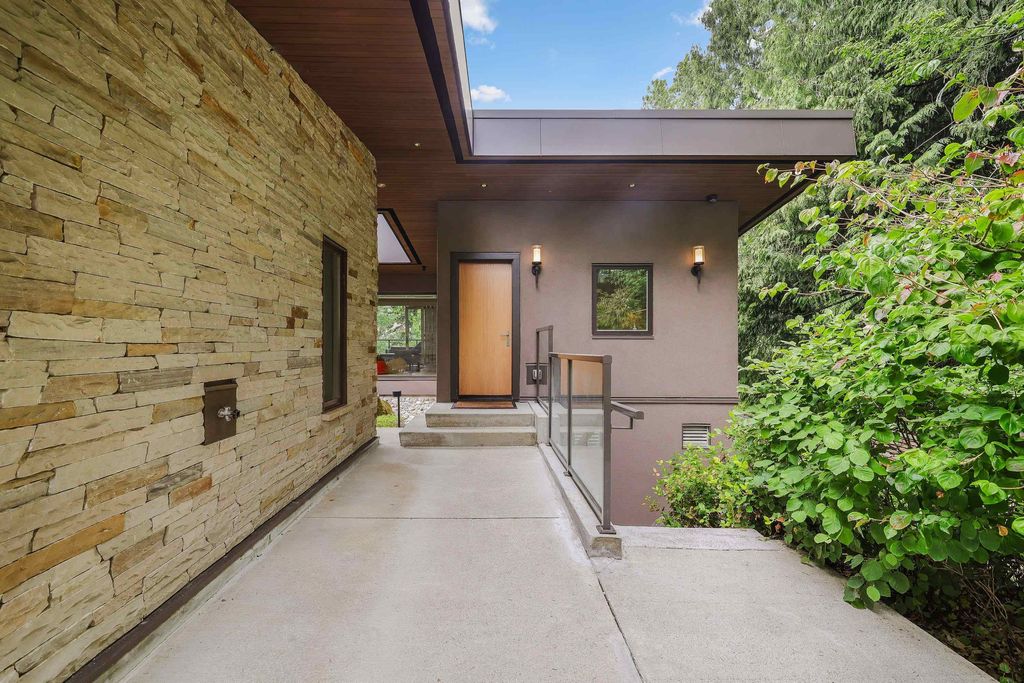 listing image 1102553513100160598