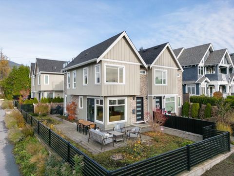 366 W Keith Road North Vancouver BC V7M 1M1