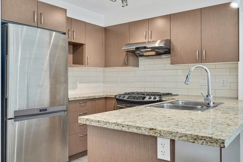 3097 Lincoln Avenue 204 Coquitlam BC V3B 0E3