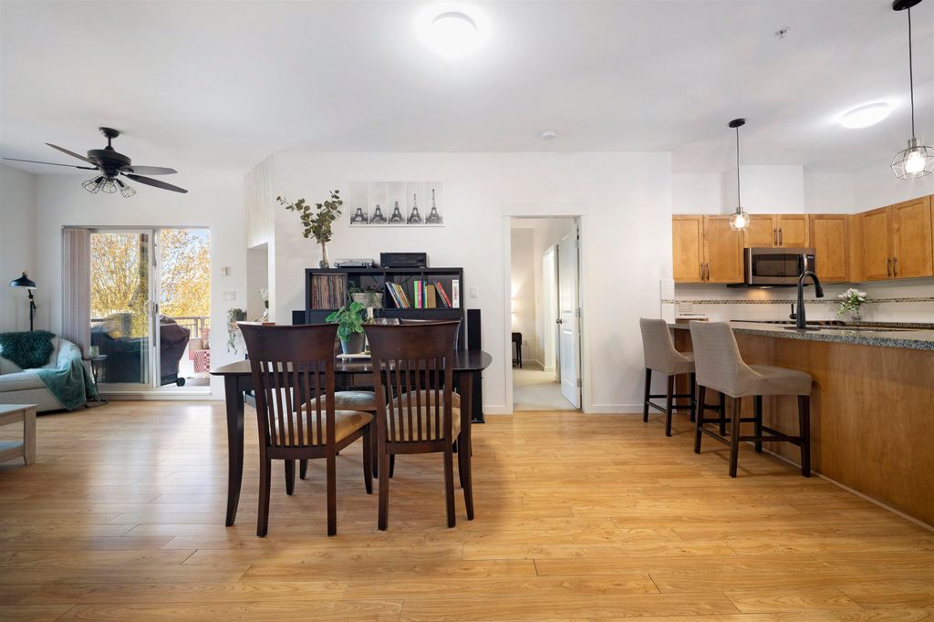 listing image 1106010437818429266